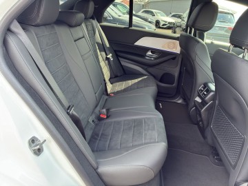 Mercedes-Benz GLE 300 d 4MATIC (foto 6)
