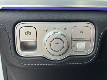 Mercedes-Benz GLE 300 d 4MATIC (foto 20)