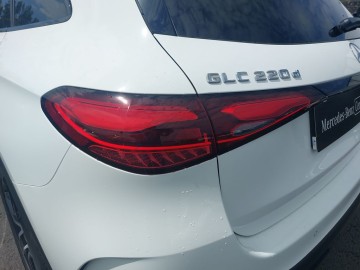 Mercedes-Benz GLC 220d 4MATIC paket AMG Premium (foto 12)