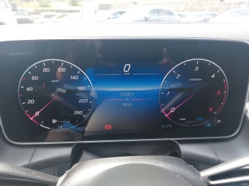 Mercedes-Benz GLC 220d 4MATIC paket AMG Premium (foto 16)