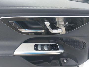Mercedes-Benz GLC 220d 4MATIC paket AMG Premium (foto 23)