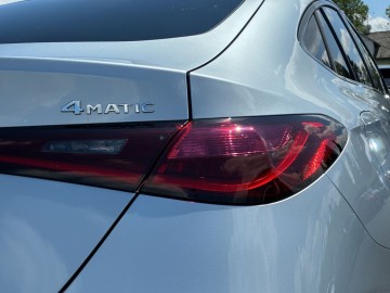Mercedes-Benz GLC 300de 4MATIC (foto 10)