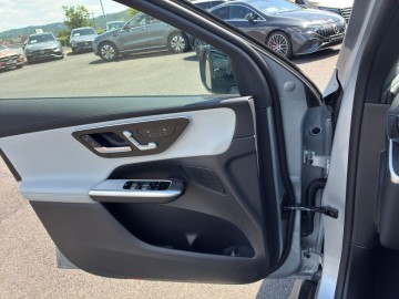 Mercedes-Benz GLC 300de 4MATIC (foto 21)