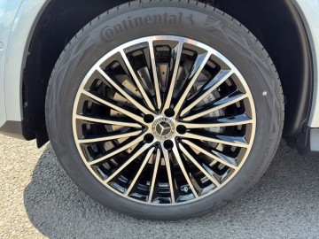 Mercedes-Benz GLC 300de 4MATIC (foto 25)