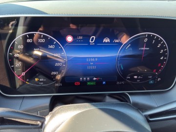Mercedes-Benz GLC 300de 4M paket AMG Premium (foto 16)