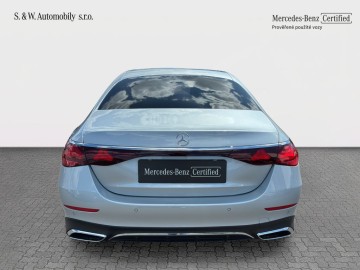 Mercedes-Benz E 220 d 4MATIC (foto 8)