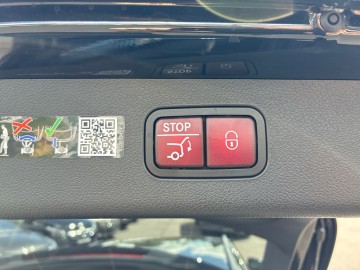 Mercedes-Benz E 300 de 4MATIC kombi (foto 27)