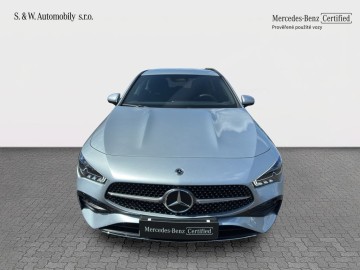 Mercedes-Benz CLA 200 d Shooting Brake AMG Style Edition (foto 1)