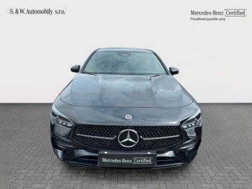 Mercedes-Benz CLA 200 d Shooting Brake AMG Style Edition (foto 1)