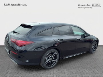 Mercedes-Benz CLA 200 d Shooting Brake AMG Style Edition (foto 7)