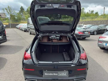 Mercedes-Benz CLA 200 d Shooting Brake AMG Style Edition (foto 9)