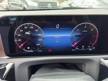 Mercedes-Benz CLA 200 d Shooting Brake AMG Style Edition (foto 16)