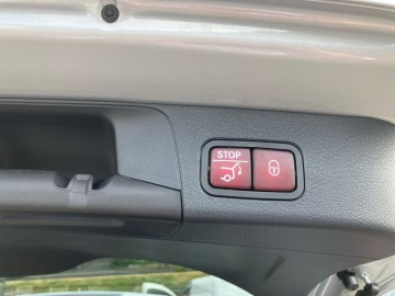 Mercedes-Benz GLB 200 d 4MATIC Progressive Edition (foto 26)
