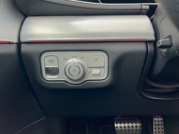 Mercedes-Benz GLE 300d 4MATIC (foto 20)