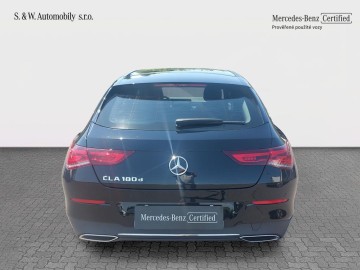 Mercedes-Benz CLA 180 d Shooting Brake (foto 5)