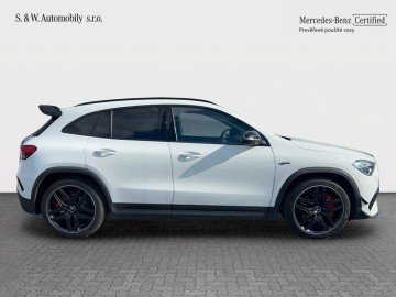 Mercedes-Benz GLA 35 AMG (foto 3)