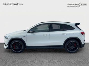 Mercedes-Benz GLA 35 AMG (foto 7)