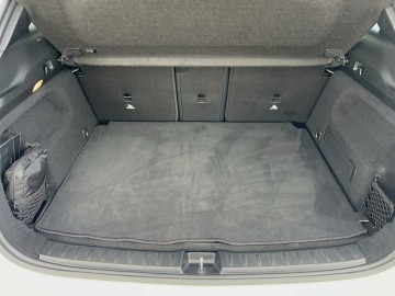 Mercedes-Benz GLA 35 AMG (foto 11)