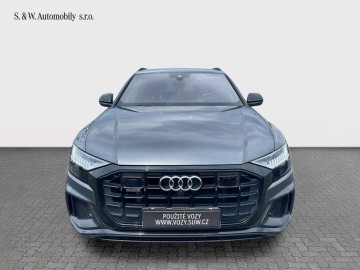 Audi Q8 (foto 1)