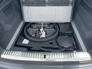 Audi Q8 (foto 34)