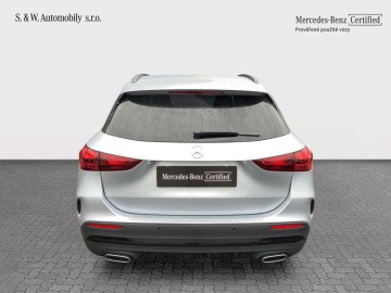 Mercedes-Benz GLA 200 d AMG Style Edition (foto 8)