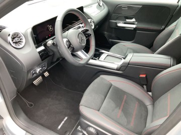 Mercedes-Benz GLA 200 d AMG Style Edition (foto 14)