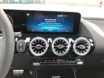Mercedes-Benz GLA 200 d AMG Style Edition (foto 18)