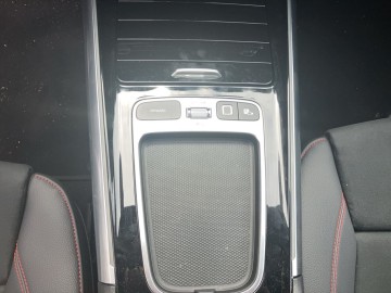 Mercedes-Benz GLA 200 d AMG Style Edition (foto 19)
