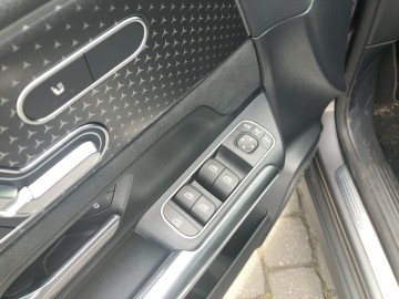 Mercedes-Benz GLA 200 d AMG Style Edition (foto 23)