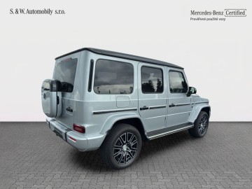Mercedes-Benz G 580 s technologií EQ (foto 7)