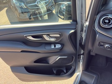 Mercedes-Benz Třída V 300d AVG L 4M (foto 21)