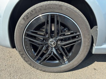 Mercedes-Benz Třída V 300d AVG L 4M (foto 25)
