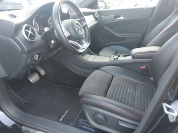 Mercedes-Benz CLA 180 kupé (foto 14)