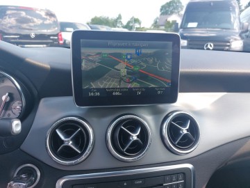 Mercedes-Benz CLA 180 kupé (foto 18)