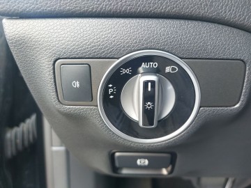Mercedes-Benz CLA 180 kupé (foto 20)