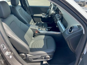 Mercedes-Benz GLB 200 (foto 5)