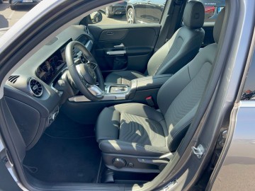 Mercedes-Benz GLB 200 (foto 14)