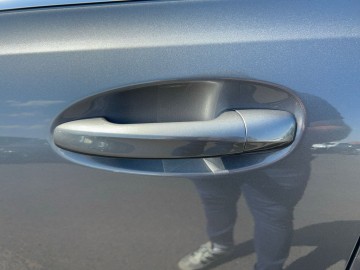 Mercedes-Benz GLB 200 (foto 24)