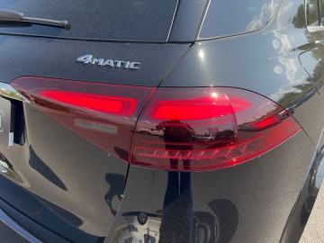 Mercedes-Benz GLE 300d 4MATIC (foto 12)