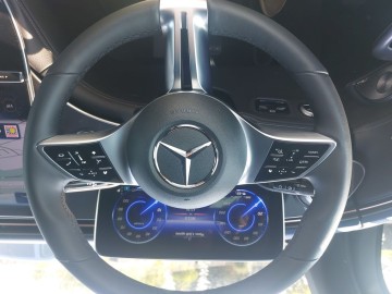 Mercedes-Benz EQE 350 4MATIC SUV (foto 18)