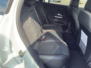Mercedes-Benz EQA (foto 6)