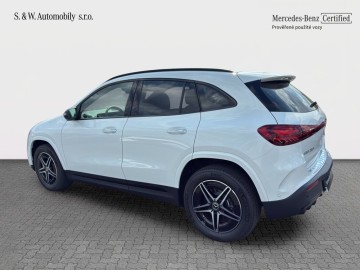 Mercedes-Benz EQA (foto 11)