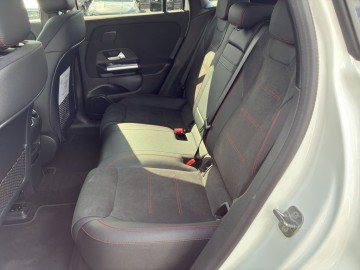Mercedes-Benz EQA (foto 13)