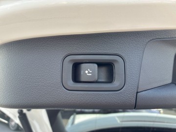 Mercedes-Benz EQA (foto 26)