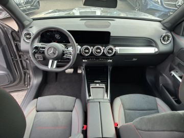 Mercedes-Benz GLB 200 (foto 15)