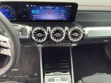 Mercedes-Benz EQB (foto 18)