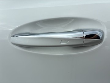 Mercedes-Benz EQB (foto 24)