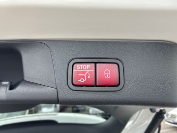 Mercedes-Benz EQB (foto 26)