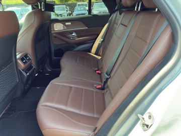 Mercedes-Benz GLE 300 d 4MATIC kupé (foto 13)