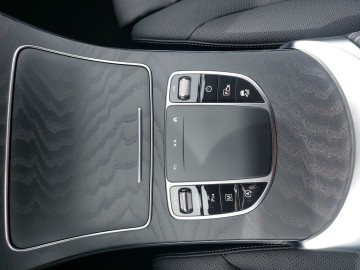 Mercedes-Benz GLC 200 4MATIC (foto 19)